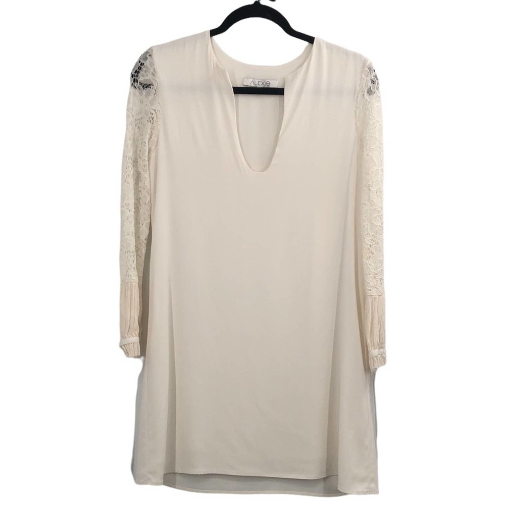 Alexis Maxine Long Sleeve Dress in White Lace size XS